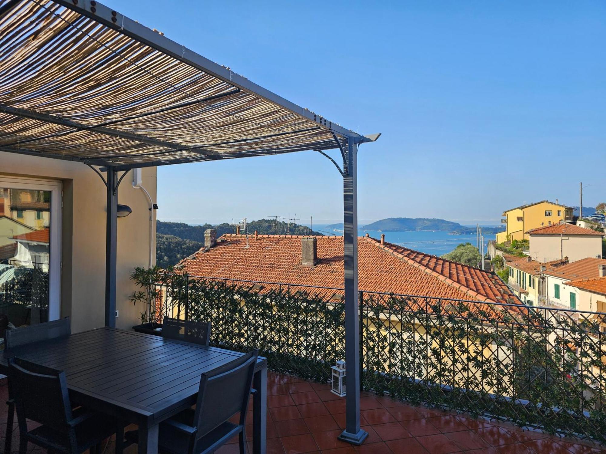 Apartamento La Terrazza Sul Golfo Dei Poeti Con Vista Mare Pitelli Exterior foto